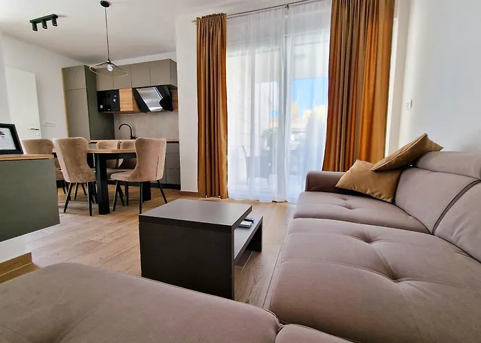 4 Gentlemen Villas With Private Jacuzzi