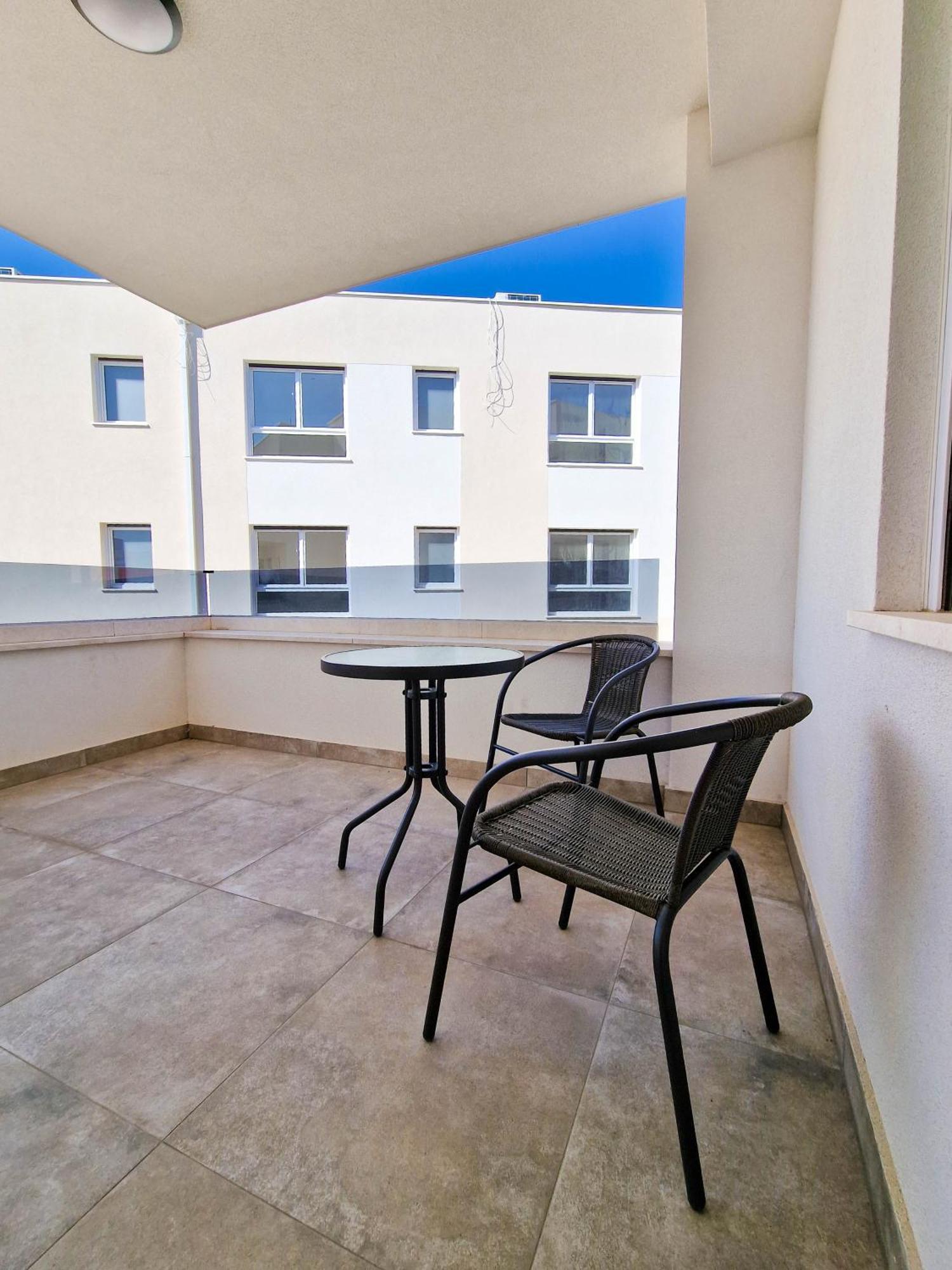 4 Gentlemen With Private Jacuzzi Villa Novalja